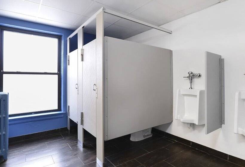 هتل Chicago Getaway Hostel