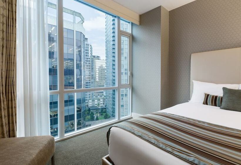 Coast Coal Harbour Vancouver Hotel By Apa