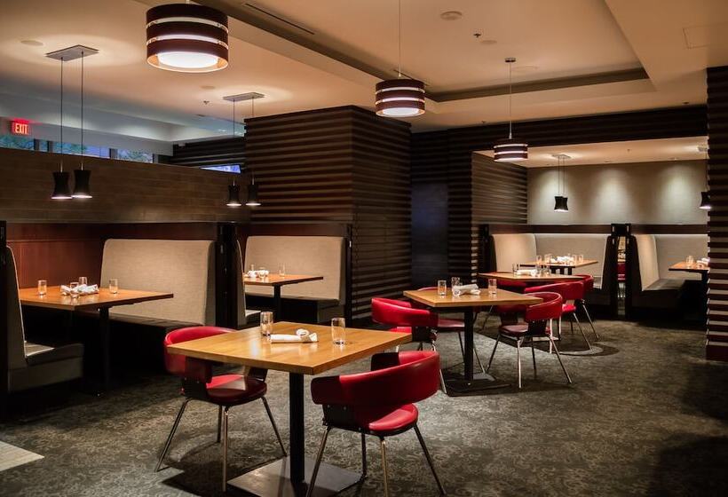 Coast Coal Harbour Vancouver Hotel By Apa