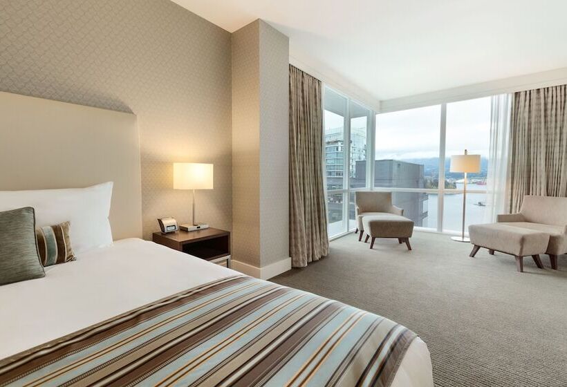Coast Coal Harbour Vancouver Hotel By Apa