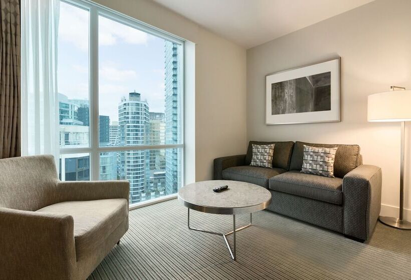 Coast Coal Harbour Vancouver Hotel By Apa
