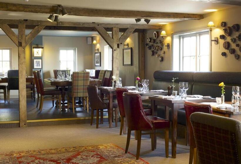 Отель Crab & Boar