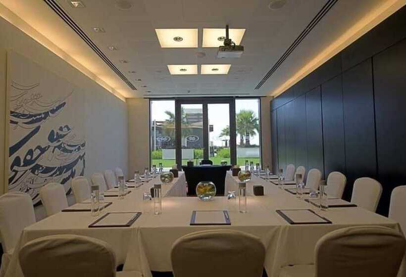 هتل Crowne Plaza Yas Island, An Ihg