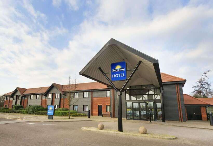 ホテル Days Inn Stevenage North