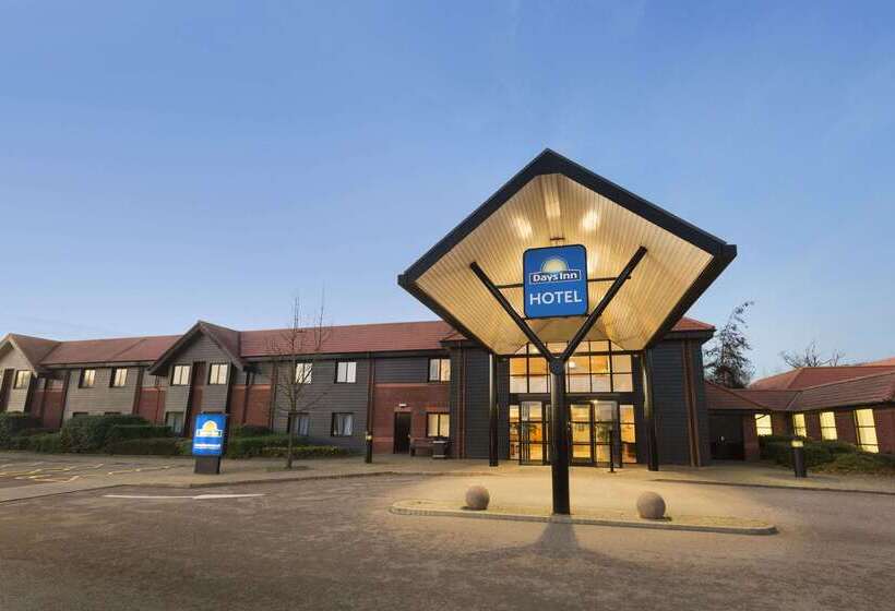 ホテル Days Inn Stevenage North