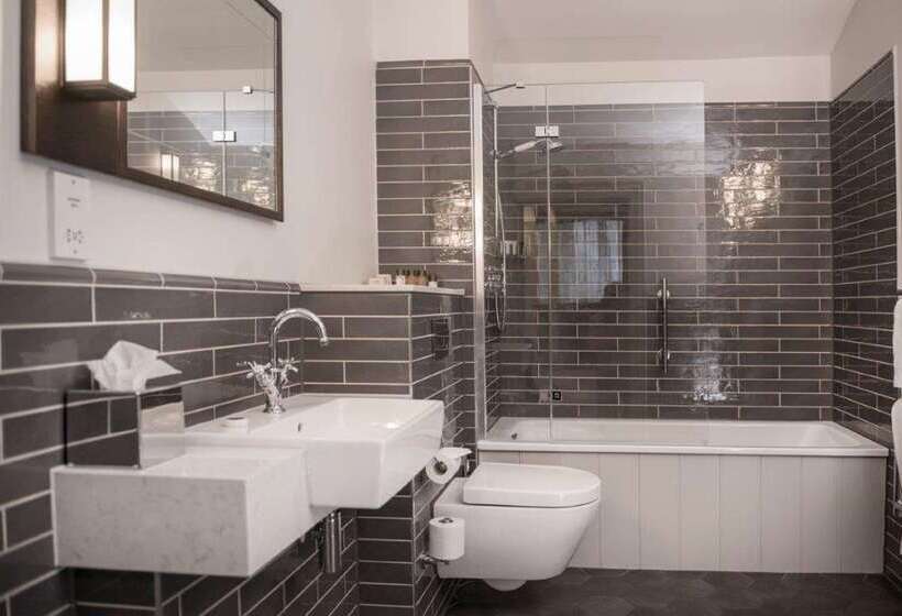 فندق De Vere Horsley Estate