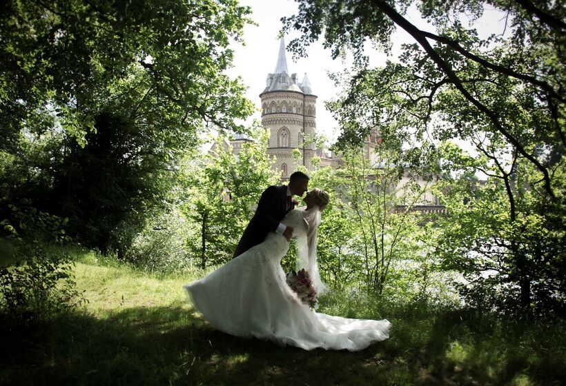 فندق De Vere Horsley Estate