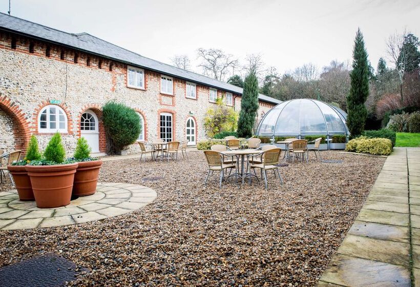 فندق De Vere Horsley Estate