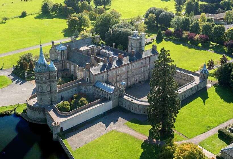 فندق De Vere Horsley Estate