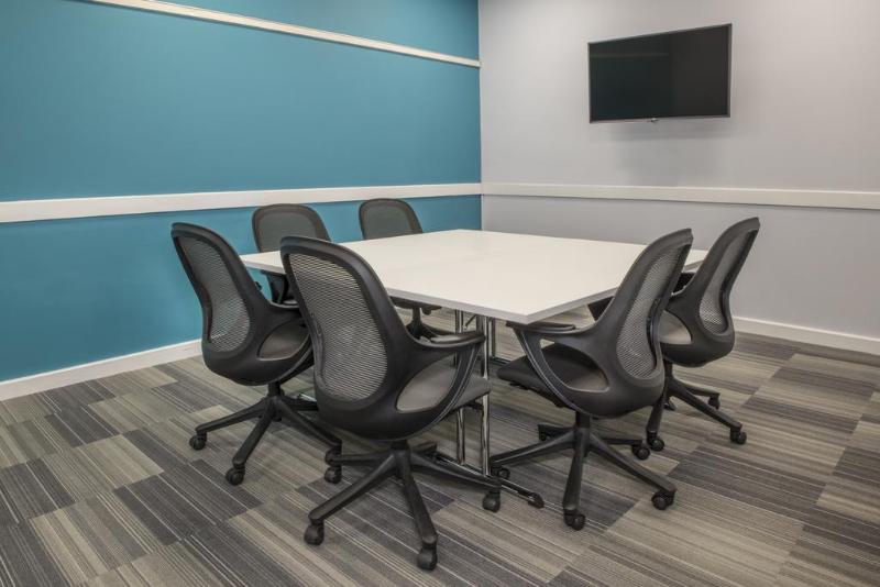 Отель De Vere Latimer Estate