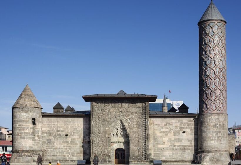 فندق Dedeman Palandoken Resort