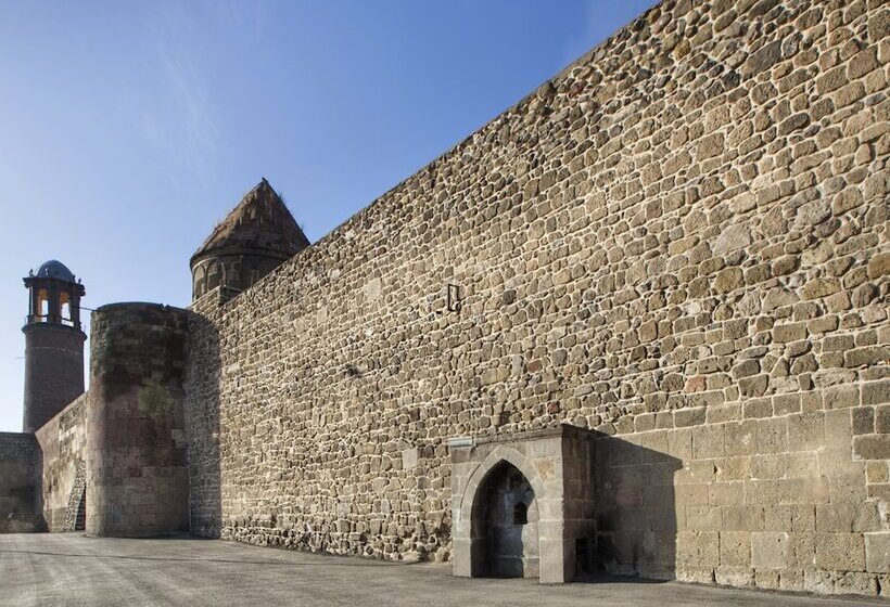 فندق Dedeman Palandoken Resort