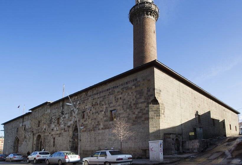 هتل Dedeman Palandoken Resort