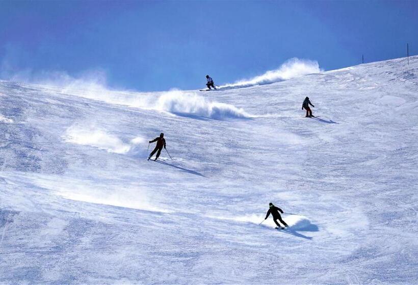 فندق Dedeman Palandoken Ski Lodge