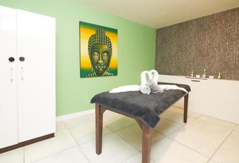 فندق Dedeman Palandoken Ski Lodge