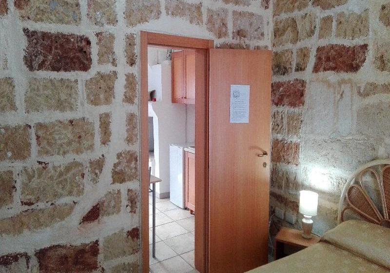 هتل B&b Dimora Vicolungo