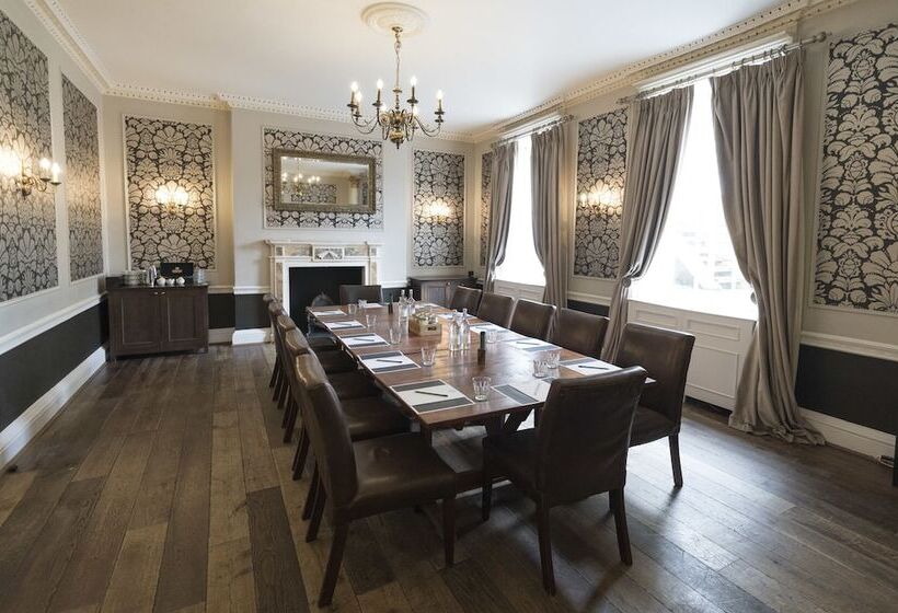 ホテル Du Vin Poole