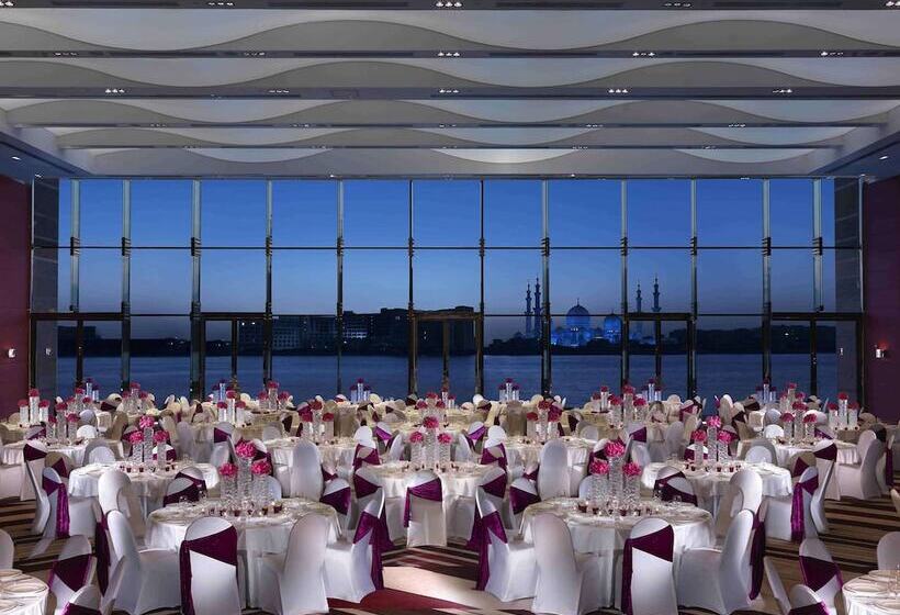 فندق Fairmont Bab Al Bahr