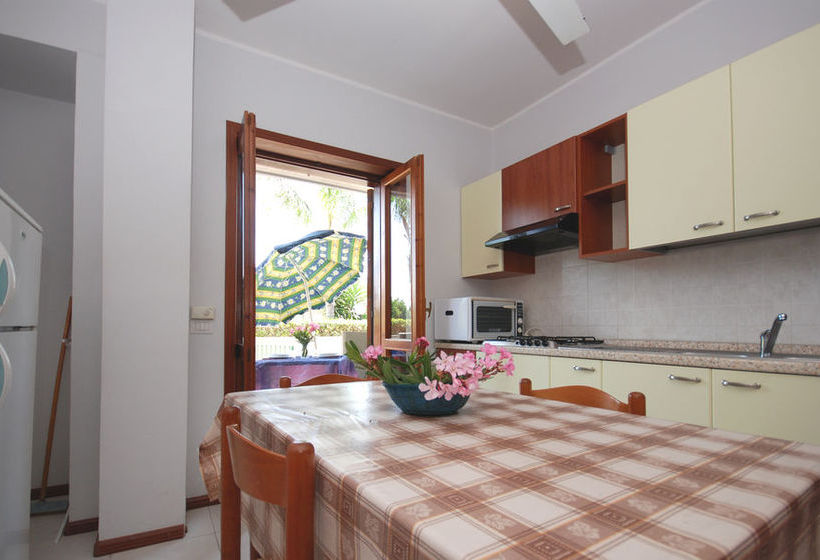 فندق Fondachello Resort