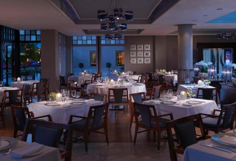 Four Seasons Hotel Istanbul At The Bosphorus