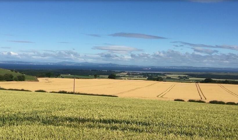 ホテル Garleton Lodge