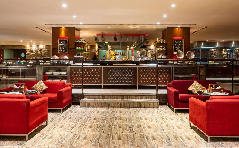 Отель Hilton Garden Inn New Delhi/saket