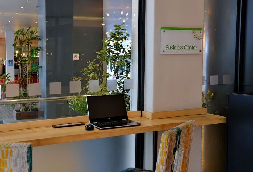 Отель Cresta Grande Cape Town