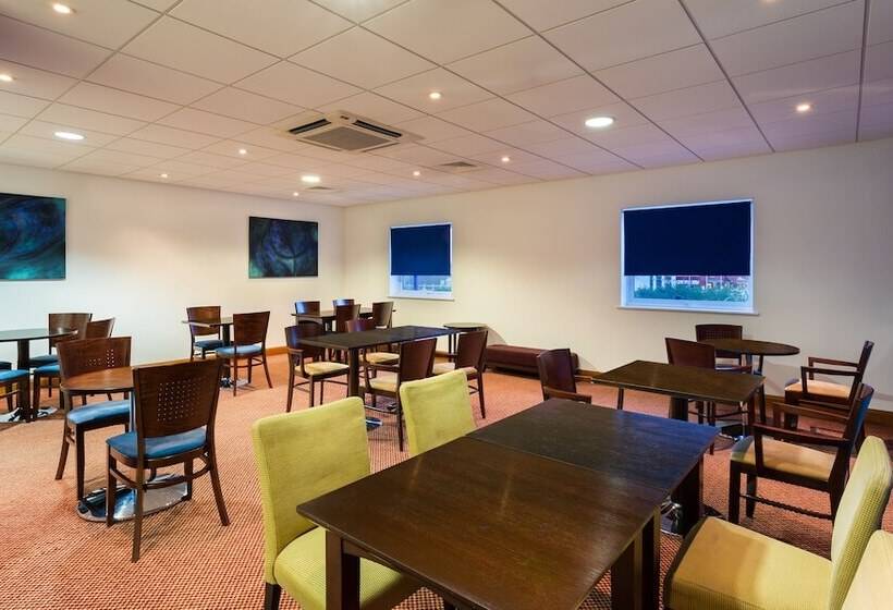 ホテル Holiday Inn Express Braintree, An Ihg