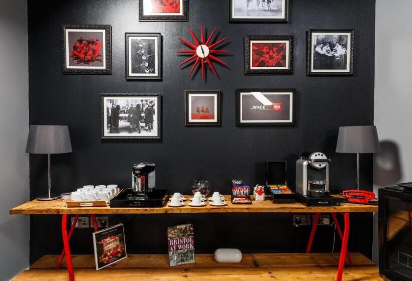 호텔 Ibis Bristol Temple Meads