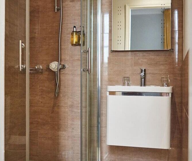 호텔 The Kenilworth