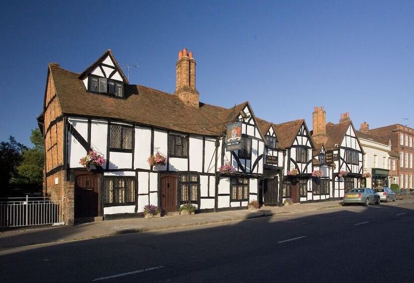 Отель King S Arms