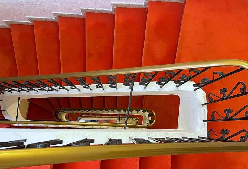 בית מלון כפרי Le Florian