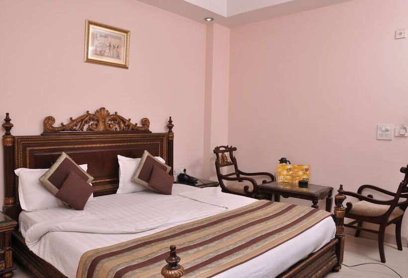 酒店 Legend International