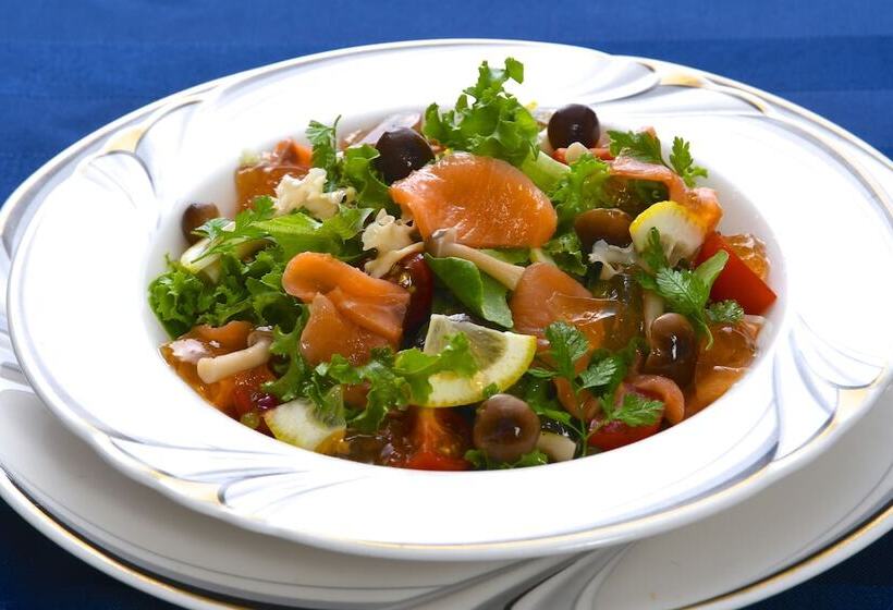 Отель Listel Shinjuku