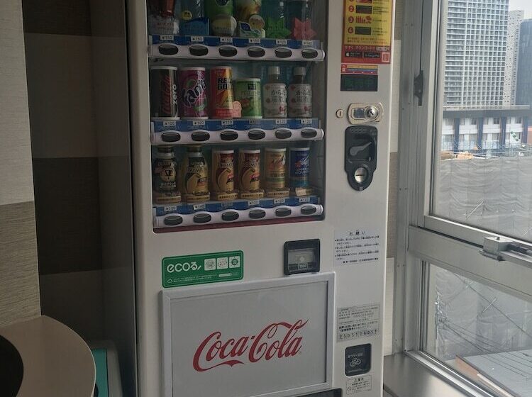 Отель Listel Shinjuku