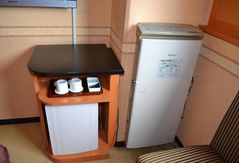 Отель Listel Shinjuku