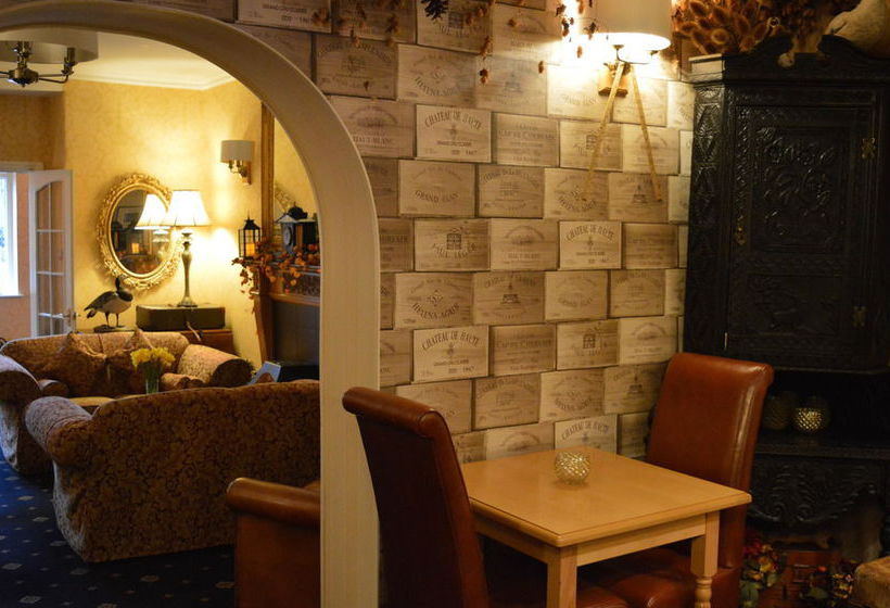 Отель Lonsdale House