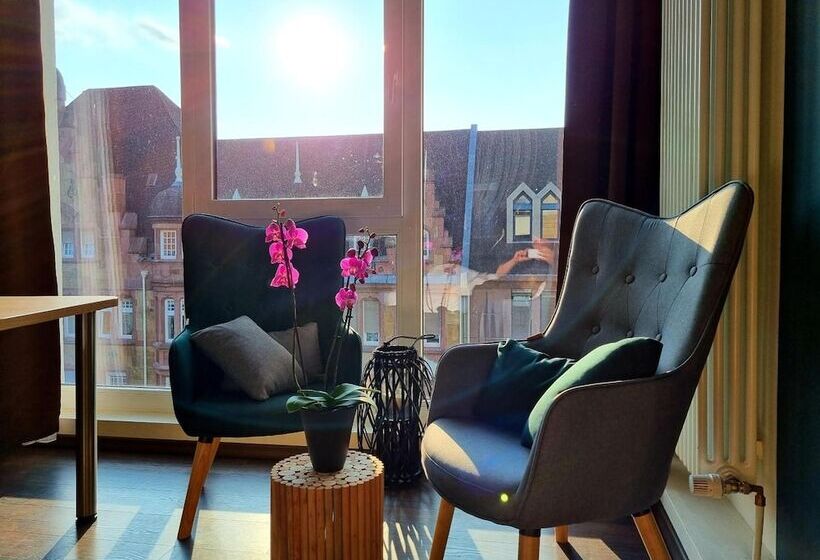Luise Mannheim   By Superfly Hotels