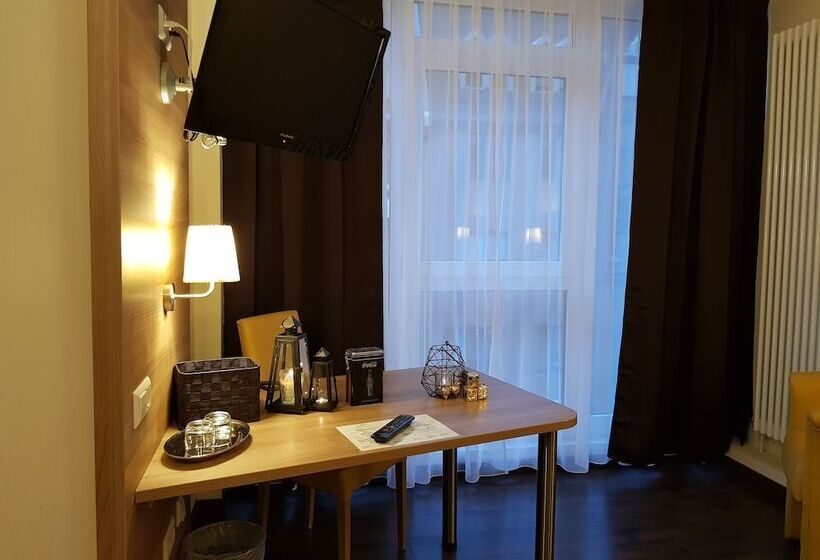 Luise Mannheim   By Superfly Hotels