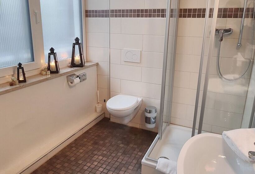 Luise Mannheim   By Superfly Hotels