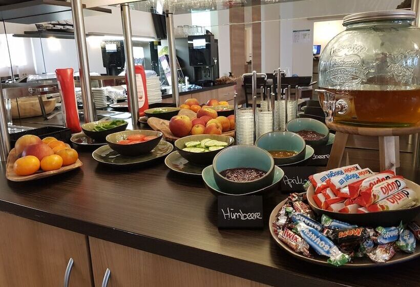 Luise Mannheim   By Superfly Hotels