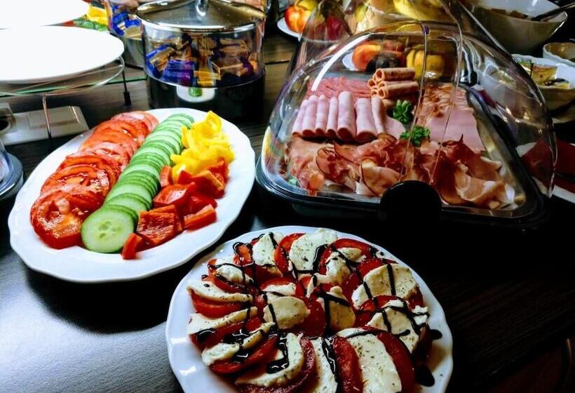 Luise Mannheim   By Superfly Hotels