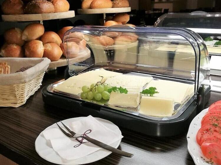 Luise Mannheim   By Superfly Hotels