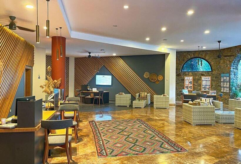 호텔 Marmaris Bay Resort   Adults Only