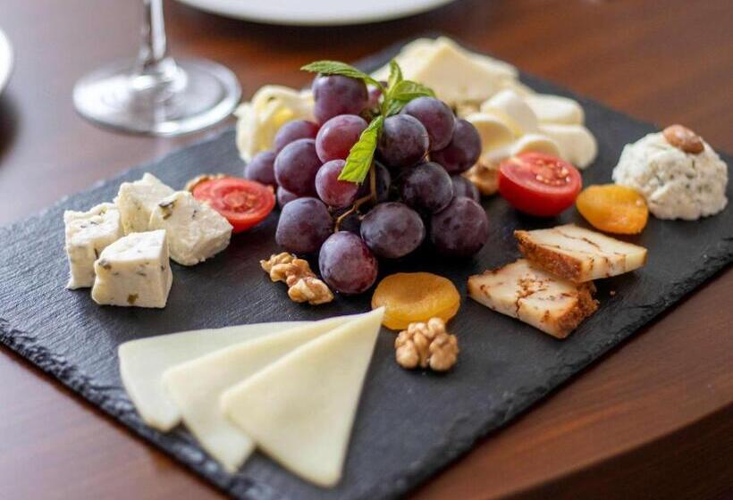 هتل Mercure Istanbul Bakirkoy