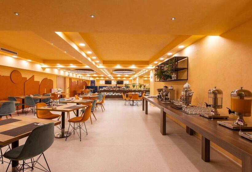 هتل Mercure Istanbul Bakirkoy