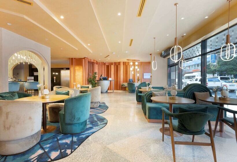 هتل Mercure Istanbul Bakirkoy