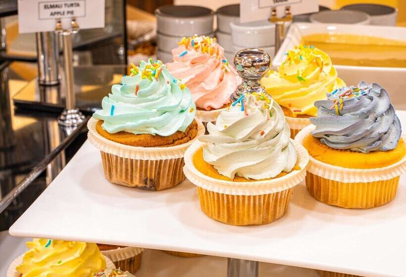 هتل Mercure Istanbul Bakirkoy