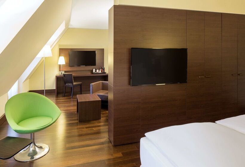 בית מלון כפרי NH Collection Dresden Altmarkt