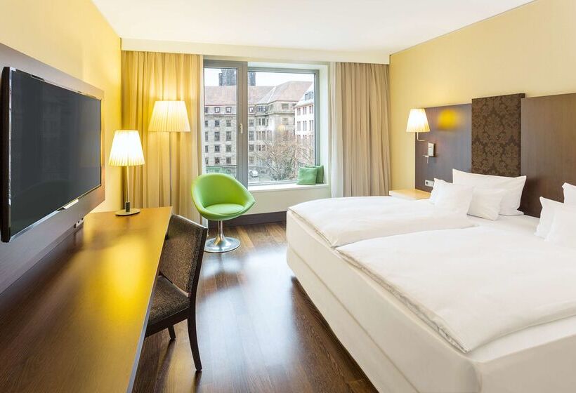 בית מלון כפרי NH Collection Dresden Altmarkt